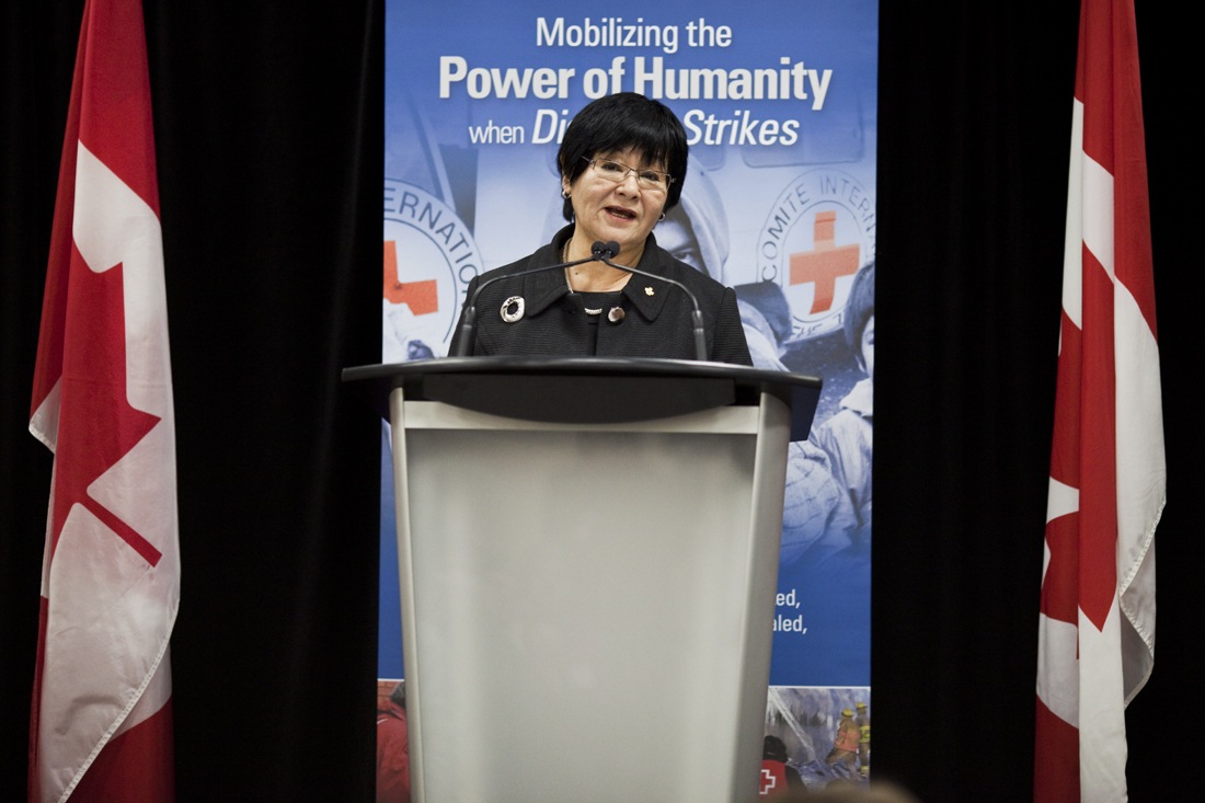 The Honourable Beverley J. Oda, Minister of International Cooperation, announces Canada's support to the Canadian Red Cross's First Responder Initiative/ Photo credit: Johan Hallberg-Campbell