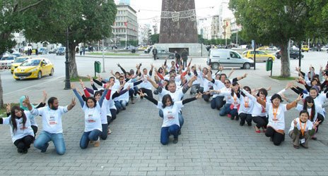 20121210-tunisia-volunteers-main