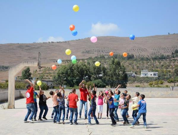 SARC’s psychosocial support team provide activities for the children