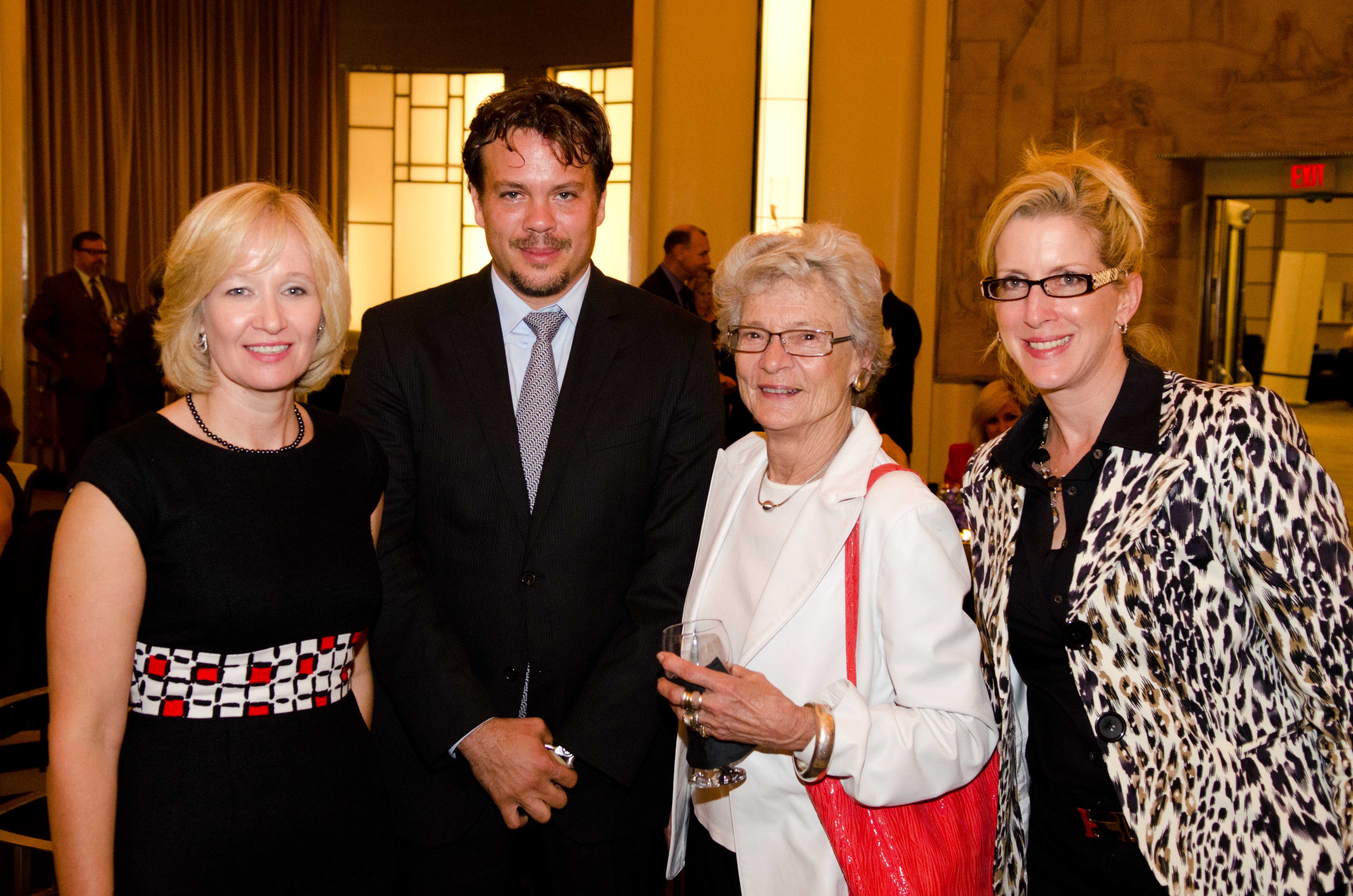 Left to right: Laureen Harper(wife of Prime Minister Stephen Harper),  JP Taschereau (Canadian Red Cross), Ann Medina (broadcaster), Jodi Steinhauer (The Bargains Group) 