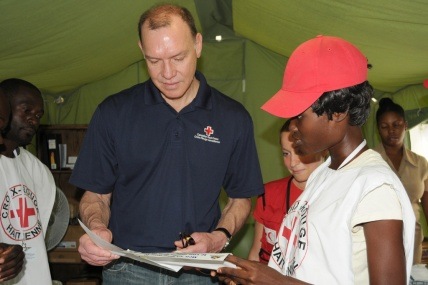 Canadian Red Cross Secretery General, Conrad Sauvé, visits the cholera treatment centre in Haiti.