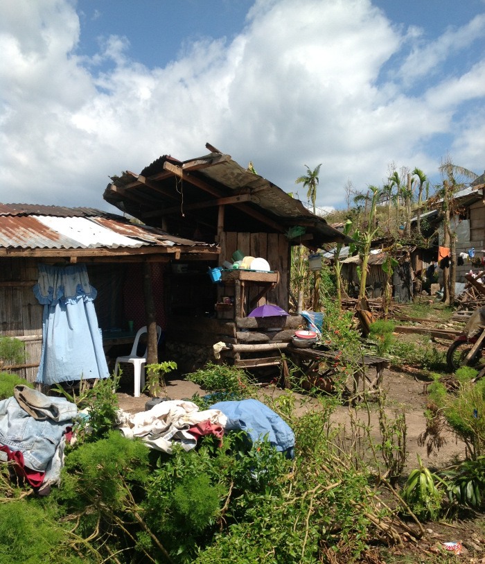 Improvised shelters in Cebu