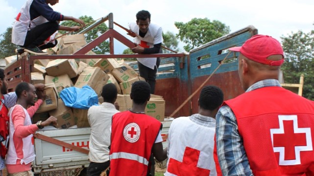 Canadian Red Cross volunteers helping during the Africa Humanitarian Crisis