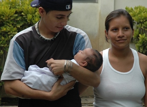 Nicaraguan family, Nicaraguan Red Cross-Canadian Red Cross MNCH Program (Tipitapa, Nicaragua).